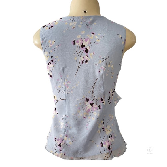 Banana Republic Blue Silk Ruffle Floral V-Neckline Sleeveless Blouse Woman’s S - Picture 4 of 7